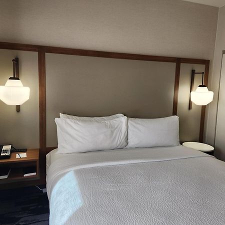 Fairfield Inn & Suites Riverside Corona/נורקו מראה חיצוני תמונה