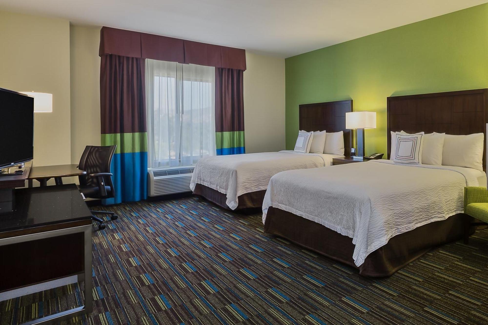 Fairfield Inn & Suites Riverside Corona/נורקו מראה חיצוני תמונה